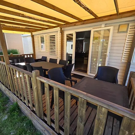 Campingplatz Mobil Recent 35 M2, 3 Chambres, Climatisation Hyères